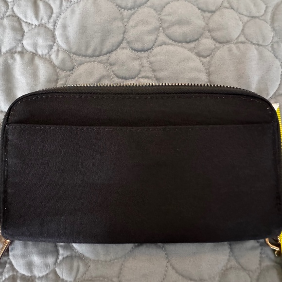 Women's Black Travelon Wristlet 8 Inches with Handle - Picture 8 of 10